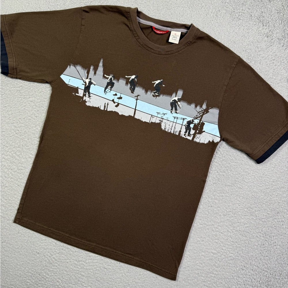 Kids‎ vintage y2k union bay skateboarding T-shirt
